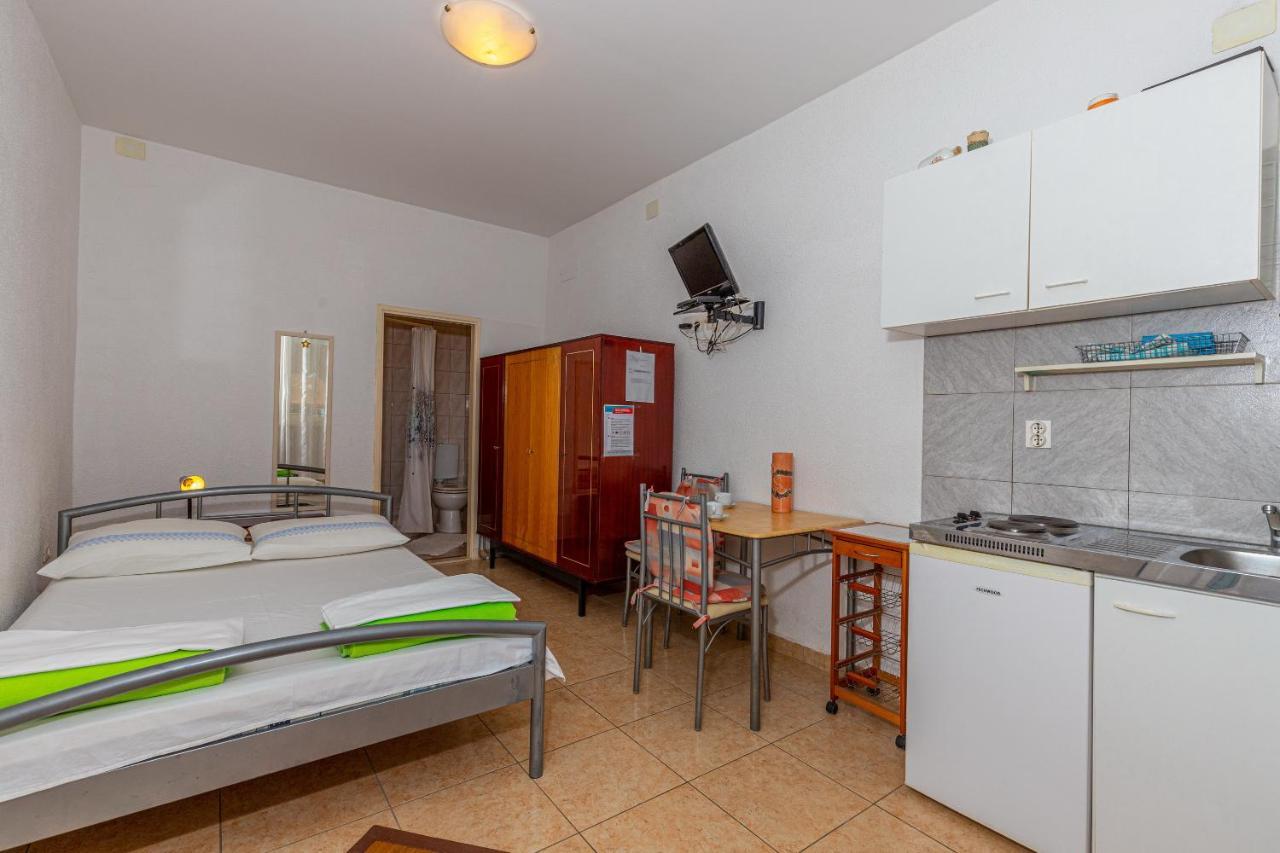 Apartmani Loki Драмаль Екстер'єр фото
