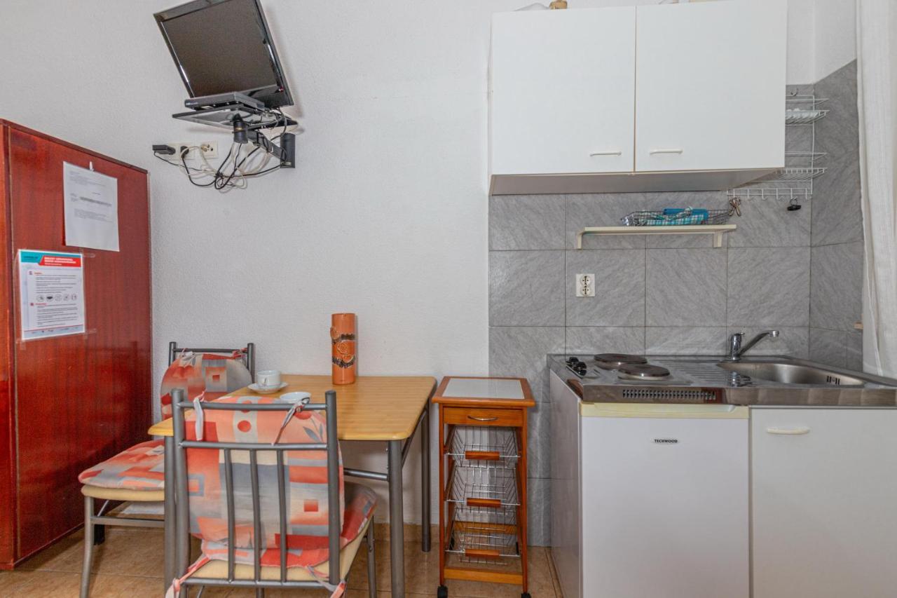 Apartmani Loki Драмаль Екстер'єр фото