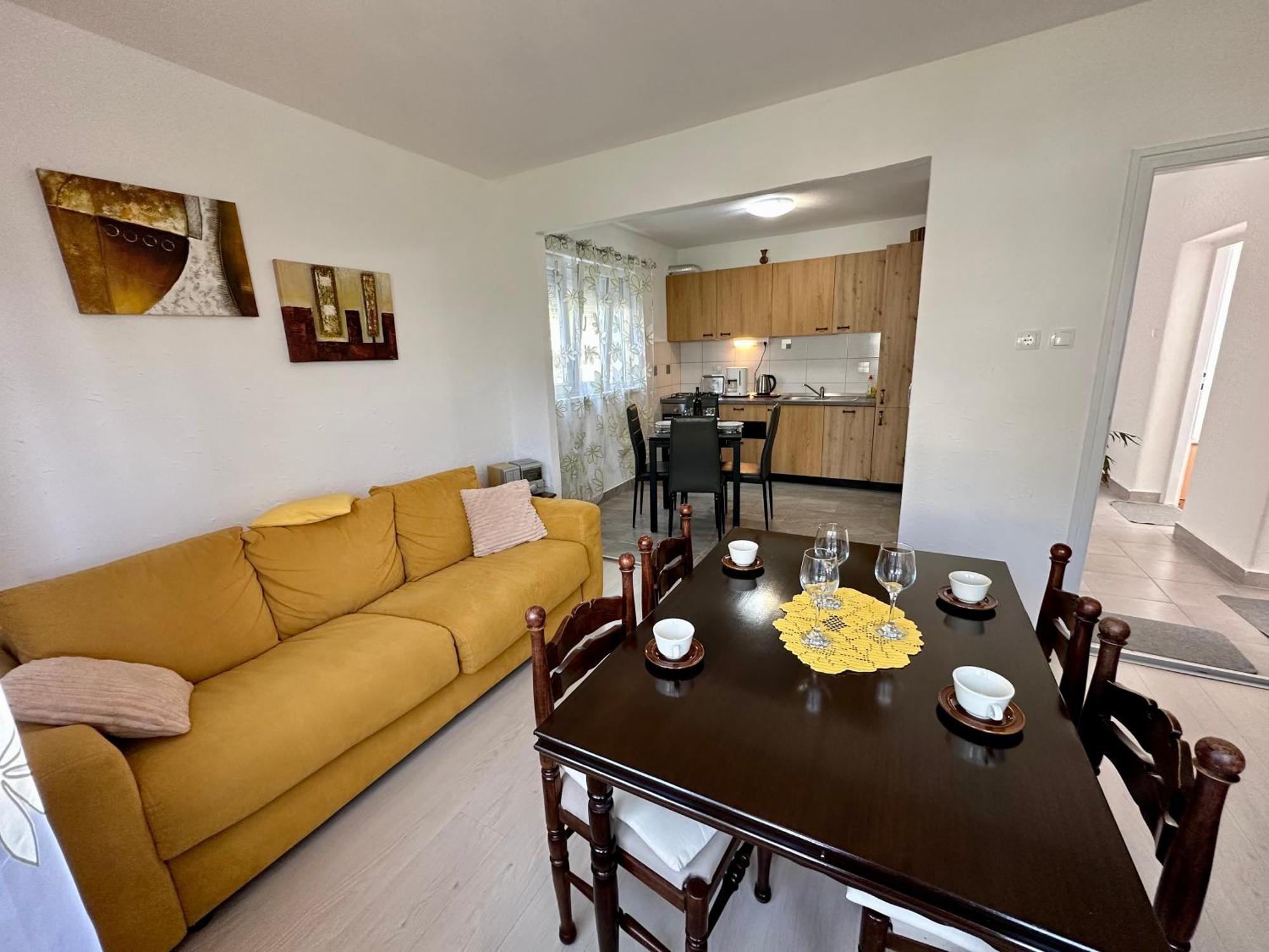 Apartmani Loki Драмаль Екстер'єр фото